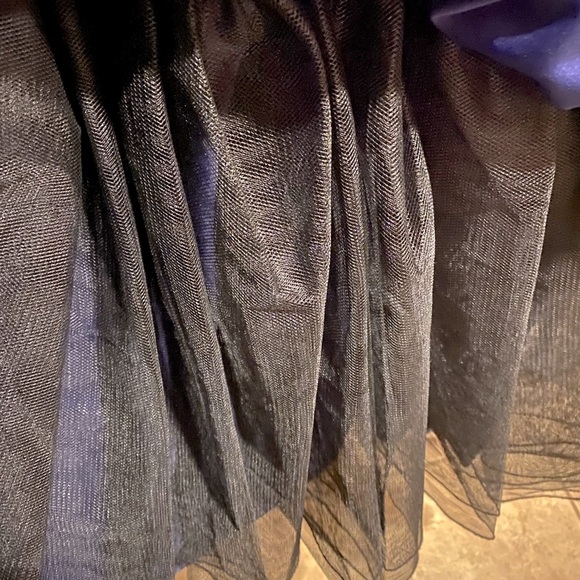 Prom dress, floor length gown - Picture 9 of 10